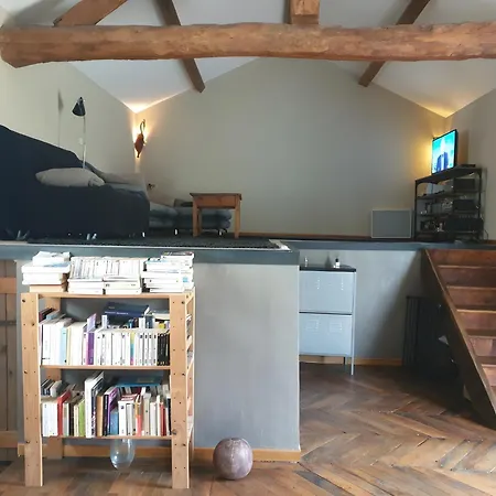 Maison De Charme Terrain Clos 500m² Hébergement de vacances Chirassimont