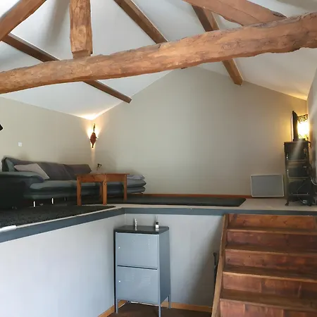 Holiday home Maison De Charme Terrain Clos 500m² Chirassimont